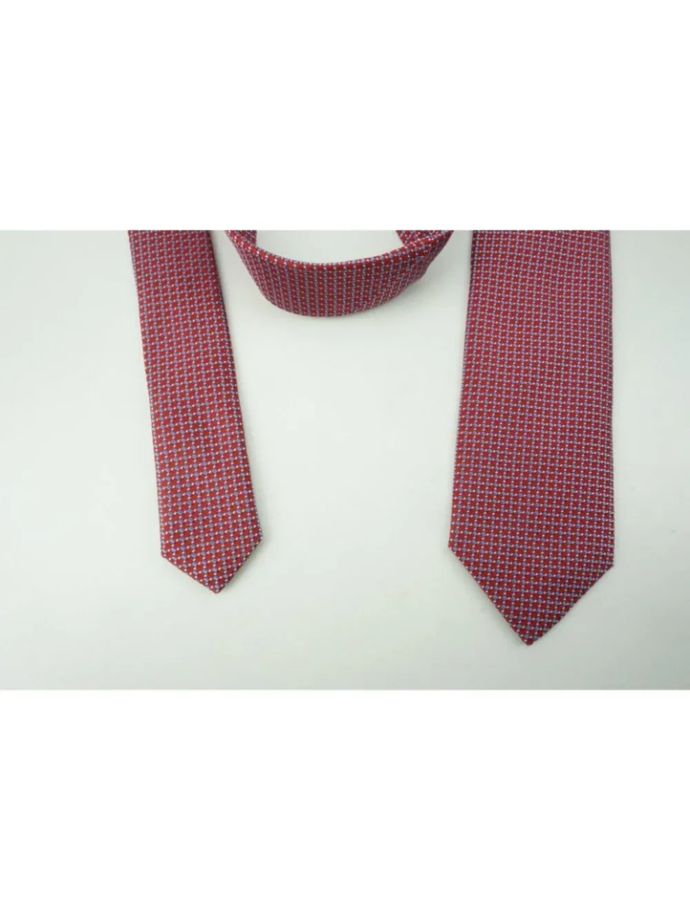 Eton Cherry Red Sapphire Blue Micro Geometric 100% Silk Tie Brand New With Tags
